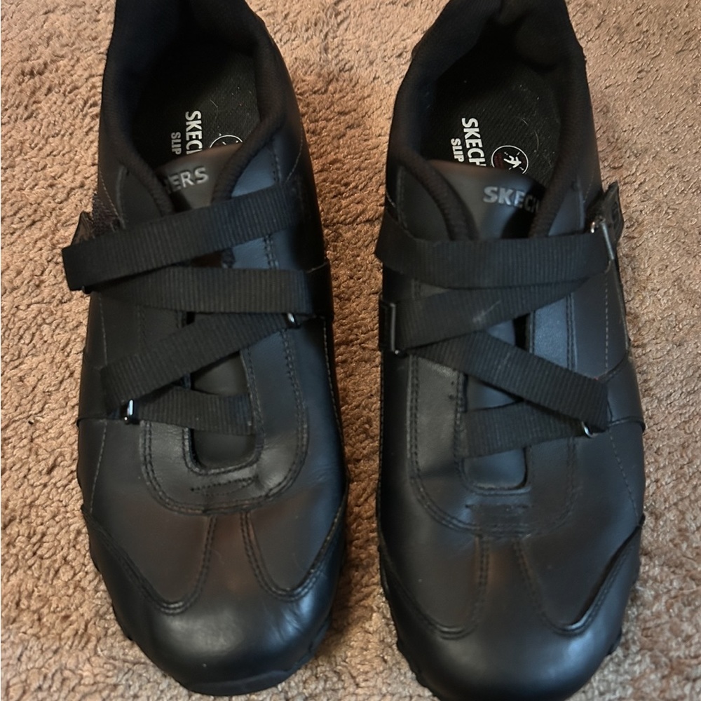 Women’s non slip work shoes